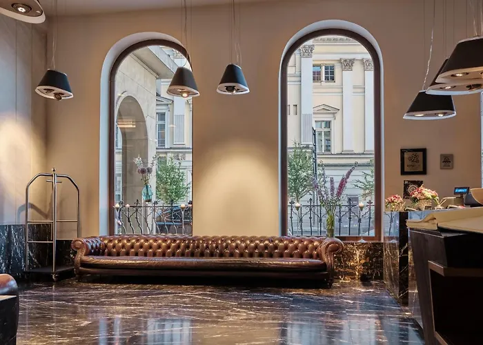 Monopol Hotel 5*