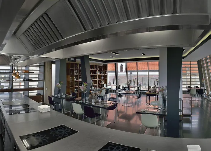 فندق مونوبول فروتسواف